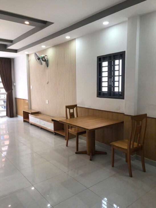 HẺM XE TẢI THÔNG-TÂN BÌNH- PHẠM VĂN BẠCH-4×10(40m2)-2 TẦNG- GIÁ 3,98 TỶ