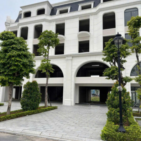 Chủ nhà cần bán gấp liền kề khu đô thị hinode royal park