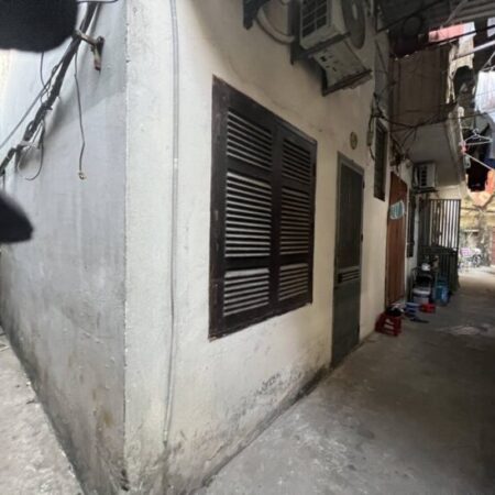 Bán nhà Lê Văn Lương giá 5.3 tỷ, diện tích 32m2, 2 tầng, mặt tiền 4m Bán nhà Lê Văn Lương giá 5.3 tỷ, diện tích 32m2, 2 tầng, mặt tiền 4m
