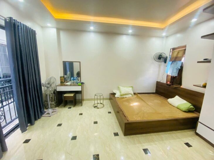 Bán nhà Tân Mai giá 1.25 tỷ, diện tích 17m2, 2 tầng, mặt tiền 3.6m