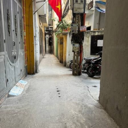 Bán nhà Tôn Đức Thắng giá 5.20 tỷ, diện tích 30m2, 3 tầng, mặt tiền 4.59m