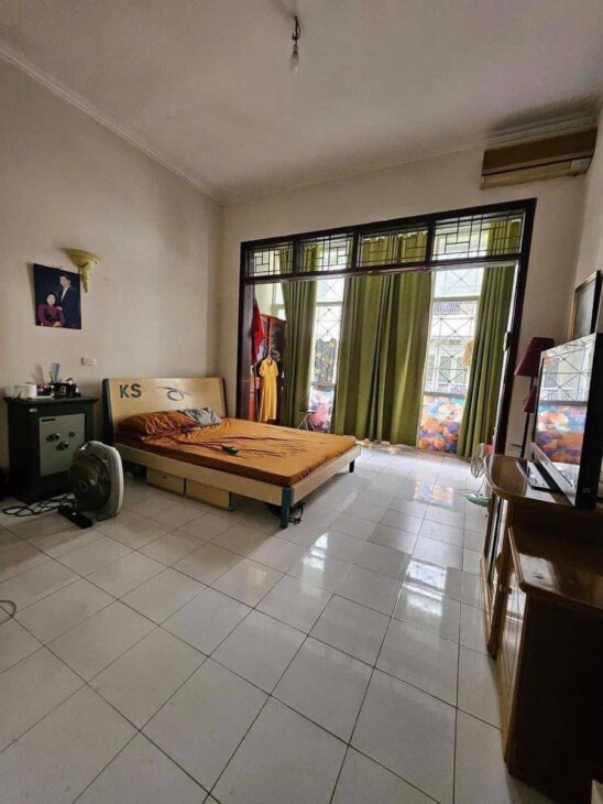 Nhà phân lô Bùi Xương Trạch, diện tích 46,8m², mặt tiền 4,5m, giá 11,6 tỷ, ô tô chạy vòng quanh