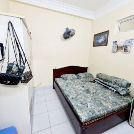 Bán nhà Tam Trinh giá 5.4 tỷ, diện tích 33.5m2, 3 tầng, mặt tiền 4m