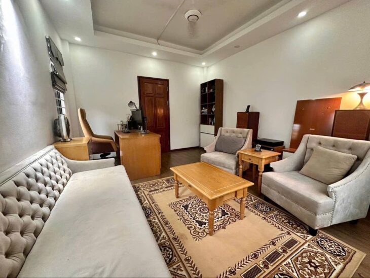 Bán nhà Vạn Phúc giá 7.15 tỷ, diện tích 30m2, 5 tầng, mặt tiền 4.5m