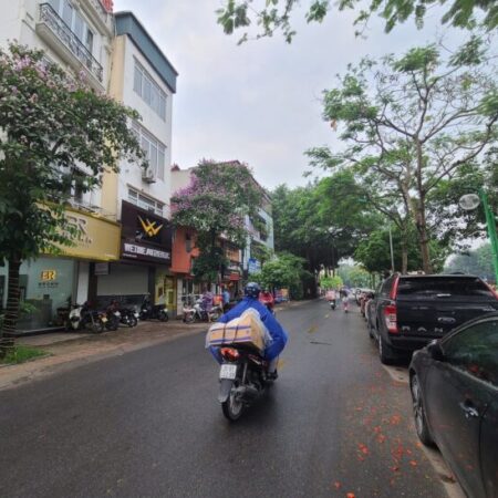 ⚜️ Mặt phố Nguyễn Khang, Cầu giấy, 1 Mặt phố 1 Mặt ngõ Ô tô tránh, 42m2 5T MT 4m Chỉ 16.8 Tỷ ⚜️