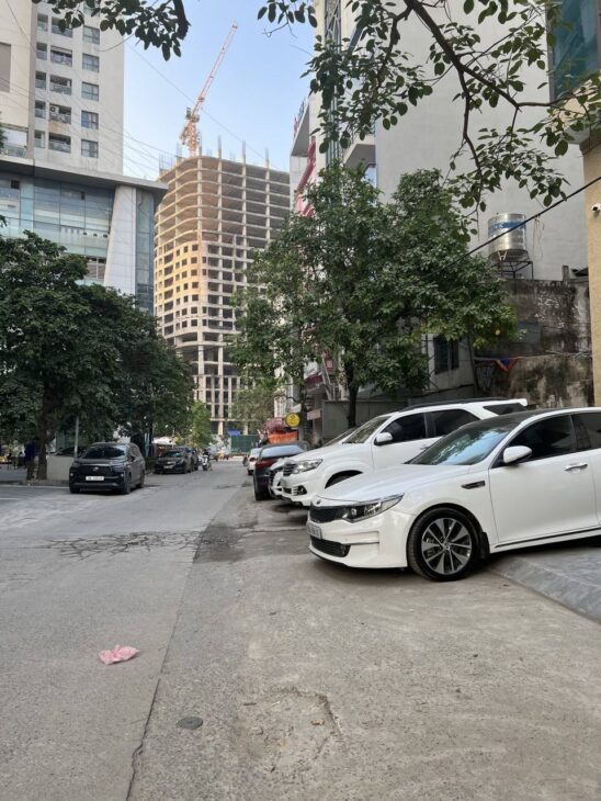 Bán nhà Lê Văn Lương giá 5.3 tỷ, diện tích 32m2, 2 tầng, mặt tiền 4m