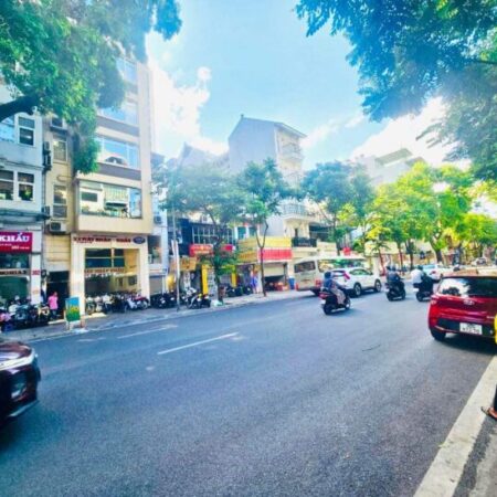 ⚜️ Bán nhà Mặt Phố Huế, Hai Bà Trưng, Giá tốt, 72m2 5T MT 4m, Chỉ 45 Tỷ ⚜️