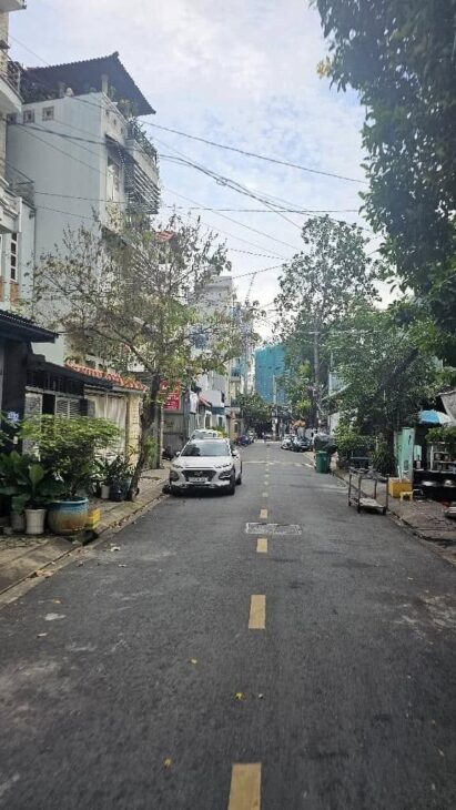 BÁN NHÀ 3 TẦNG 55M2, NGÕ NGUYỄN THỊ THẬP, QUẬN 7 – GIÁ 9.5 TỶ – SỔ HỒNG CHÍNH CHỦ