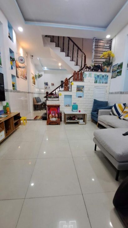 ???? NHÀ ĐẸP RỰC RỠ – HẺM XE HƠI – GẦN CHỢ – GẦN HIM LAM – 4×15 – 4 TẦNG – HƠN 6 TỶ