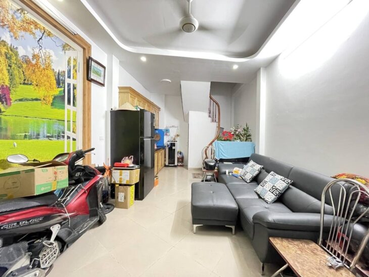 Bán nhà Tam Trinh giá 5.25 tỷ, diện tích 30m2, 5 tầng, mặt tiền 3.5m