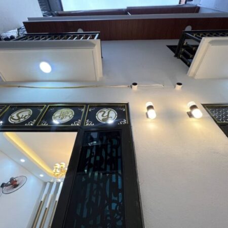 Bán nhà Tân Mai giá 3.28 tỷ, diện tích 25m2, 3 tầng, mặt tiền 4m