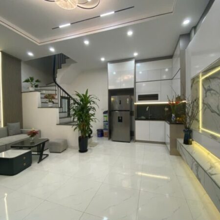 Ngôi Nhà 5 Tầng Quyến Rũ Tại Ngõ Hòa Bình, Hai Bà Trưng – Chỉ 7,88 Tỷ Ước Mơ Của Bạn