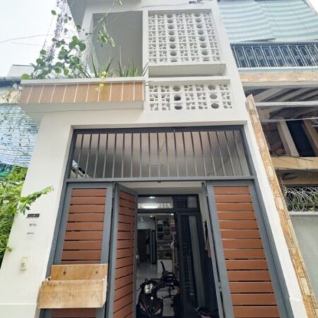 BÁN NHÀ ĐẸP GẦN LÊ QUANG ĐỊNH, P.1, GÒ VẤP – 54M² – 3 TẦNG – 4PN – GIÁ CHỈ 6.45 TỶ