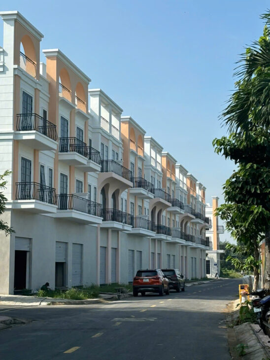 SỞ HỮU NHÀ ĐẸP – GIÁ Tốt – Tại : Nguyễn Trung Trực – Tân Trụ – Long An