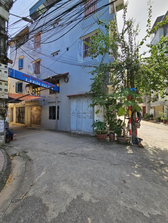 BÁN NHÀ ĐẸP GIA QUẤT – Ở LUÔN – LONG BIÊN – ĐƯỜNG TRƯỚC NHÀ RỘNG THÊNH THANG – OTO TRÁNH – GARA OTO