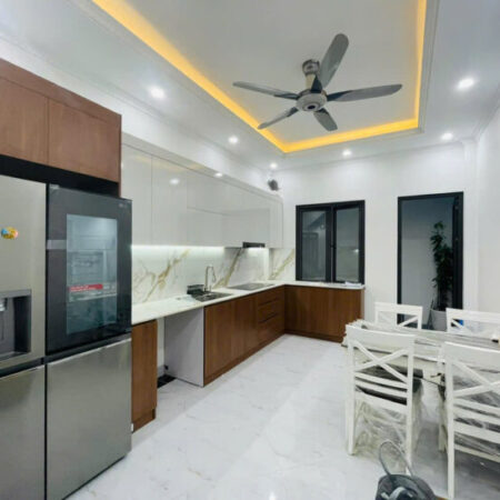 Bán nhà Hoàng Văn Thái, vừa ở vừa kinh doanh 55mx7 tầng thang máy 16.9 tỷ.