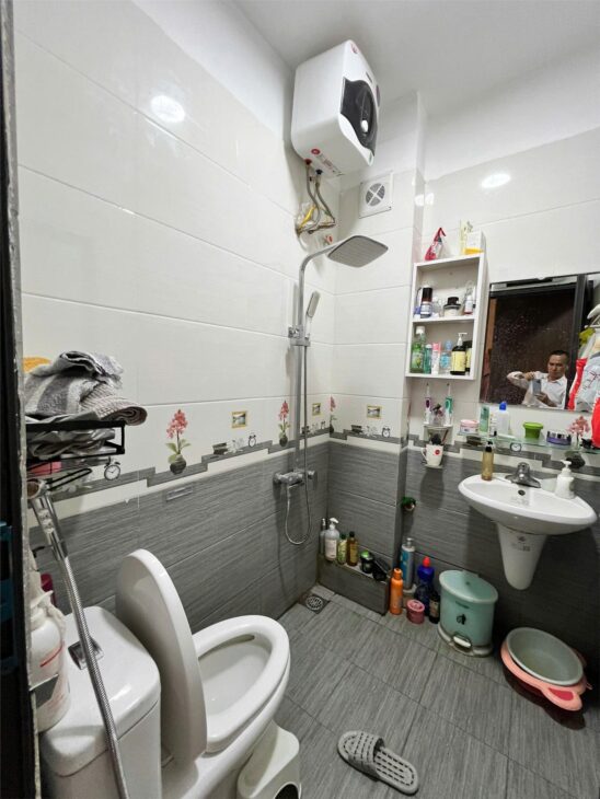 5 TẦNG MỚI ĐẸP – NỘI THẤT SỊN – Ô TÔ 30M – SỔ ĐỎ-5.5 TỶ- Ở NGAY ĐÓN TẾT, DT 33m2, 5T, 3N đủ công