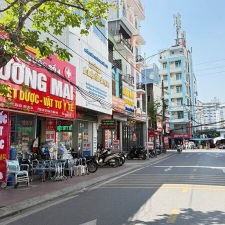 Sở Hữu Nhà Mặt Đường Lê Đại Hành, Vị Trí Đẹp, Mát Mẻ Quanh Năm – Giá 6.7 Tỷ