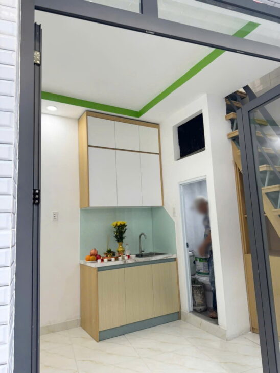 Nhà nhỏ xinh căn góc, hẻm đẹp Nguyễn Thị Tần P1Q8. Giá 1,688 tỷ bớt lộc