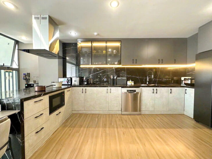 Hàng hiếm căn Penthouse Green River 147m2 Phạm Thế Hiển P6Q8. Giá 6 tỷ (bao hết thuế phí)