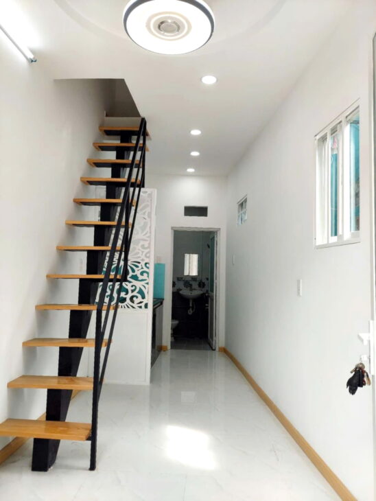 Căn góc 2 tầng mới hẻm 3m Tùng Thiện Vương P12Q8. Giá 1,82 tỷ TL