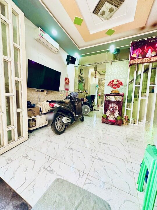 Nhà 2 tầng hẻm xe tải đường Bông Sao P5Q8. Giá 4,88 tỷ TL