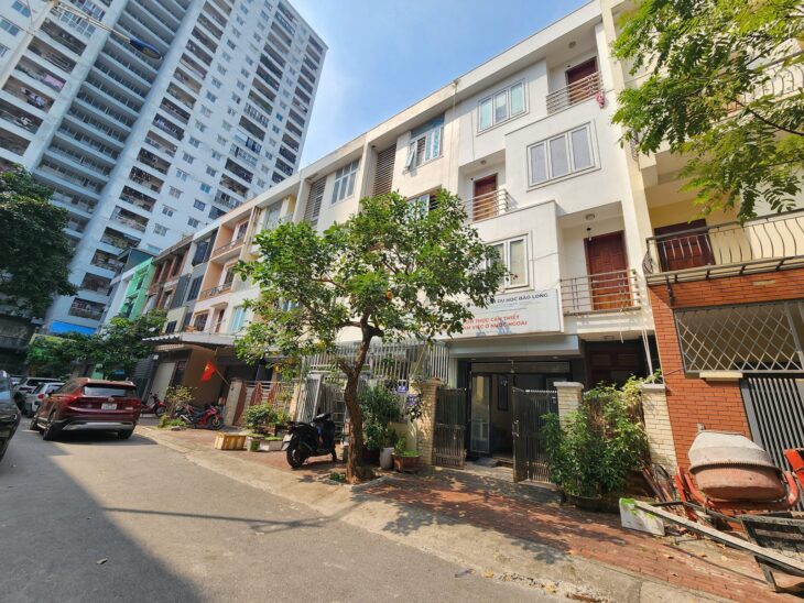 GẤP GẤP CHỦ CẦN BÁN NHÀ KHU ĐÔ THỊ VĂN KHÊ HÀ ĐÔNG PHÂN LÔ Ô TÔ TRÁNH VỈA HÈ 2 BÊN, GẦN CHÂN CHUNG