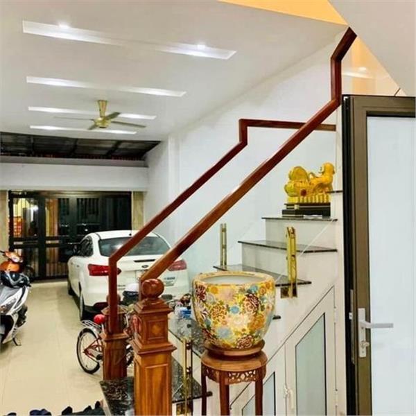 Bán nhà đẹp dân xây phố Linh Lang 60m² 5tầng 7.3tỷ Ba Đình