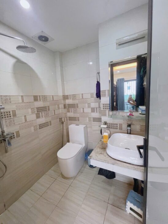 Siêu Hiếm Bán nhà Ngọc Thụy – Long Biên- Lô Góc ngõ rộng thoáng, bán kính 100m quanh nhà là trường