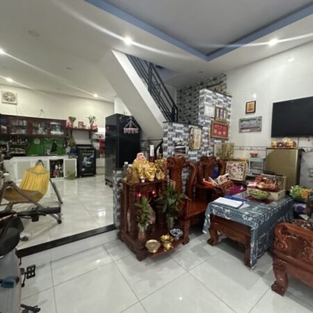 Ngang 5m Bề Thế – Sát Mặt Tiền Thới An, Quận 12 – 40m2 Có 3 Phòng Ngủ, 2WC.