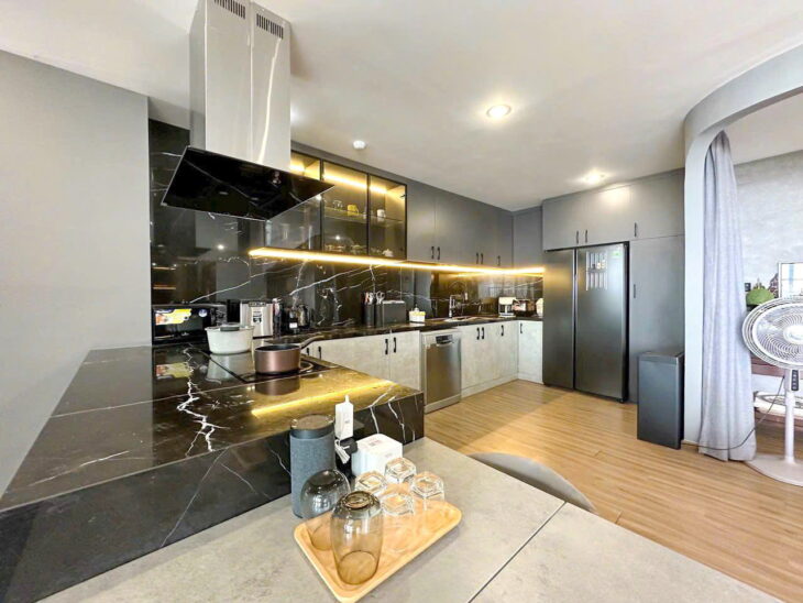 Hàng hiếm căn Penthouse Green River 147m2 Phạm Thế Hiển P6Q8. Giá 6 tỷ (bao hết thuế phí)