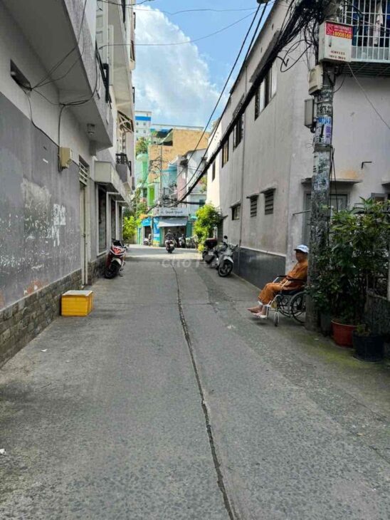 NHÀ ĐẸP CHÍNH CHỦ – GIÁ Tốt – Vị Trí Đắc Địa Tại : 23/11 Nơ Trang Long – Phường 7 – Quận Bình Thạnh