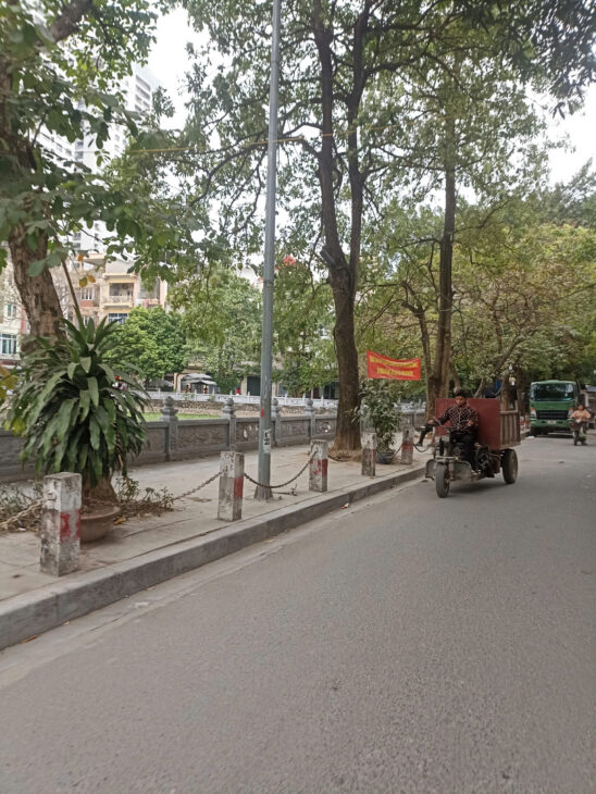 NHÀ VIEW HỒ KHƯƠNG THƯỢNG- LÔ GÓC- NGÕ Ô TÔ- KINH DOANH- MT 4M- GẦN 7 TỶ.