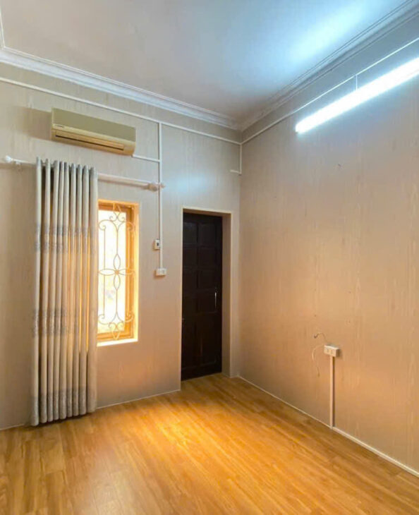 SỞ HỮU NHÀ ĐẸP – GIÁ Tốt – Vị Trí Đắc Địa Tại : Ngõ 179 Đội Cấn – Ba Đình – Hà Nội