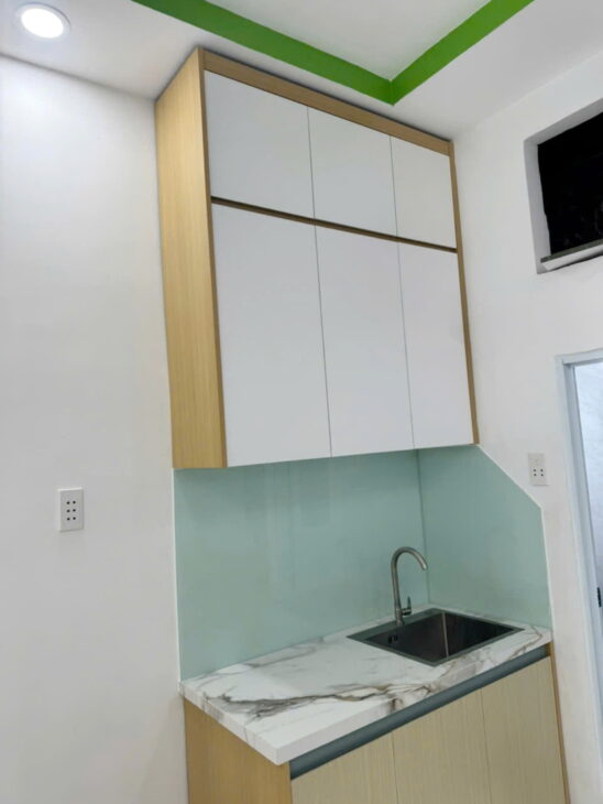 Nhà nhỏ xinh căn góc, hẻm đẹp Nguyễn Thị Tần P1Q8. Giá 1,688 tỷ bớt lộc