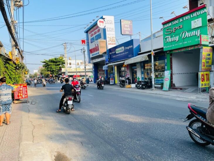 Bán nhà mặt tiền 3 tầng 9x35m giá 27,3 tỷ Đường Nguyễn Ảnh Thủ