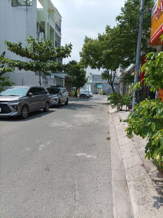 Bán đất KDC đồng bộ lô góc 5,5x20m giá 5,55 tỷ Tân Thới Hiệp, Quận 12