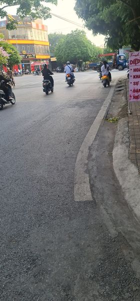 BÁN NHÀ MẶT PHỐ – LÔ GÓC – KINH DOANH ĐỈNH.
