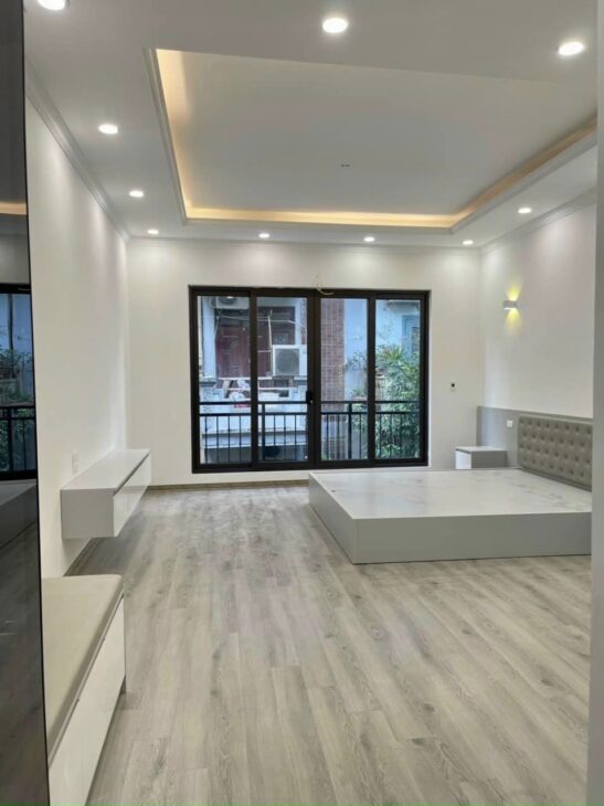 BÁN NHÀ MẶT PHỐ THANH XUÂN – VỈA HÈ OTO TRÁNH – KINH DOANH – 105M 5 TẦNG – GIÁ 3X TỶ