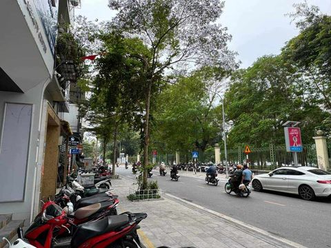 BÁN NHÀ MẶT PHỐ NGUYỄN ĐÌNH CHIỂU – HAI BÀ TRƯNG, 2 MẶT THOÁNG 10 NGỦ, KD: 60M2, 6 TẦNG