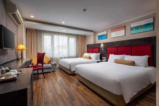 BÁN KHÁCH SẠN VIP! Mặt Phố Hàng Bông – Quận Hoàn Kiêms: 181m2 x 9 Tầng, Mt: 5.1m LH 0979393221
