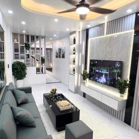 Bán nhà 39m2, 4 tầng, 4PN, ngõ Toàn Thắng, Khâm Thiên, 6.6 tỷ, sổ hồng Bán nhà 39m2, 4 tầng, 4PN, ngõ Toàn Thắng, Khâm Thiên, 6.6 tỷ, sổ hồng