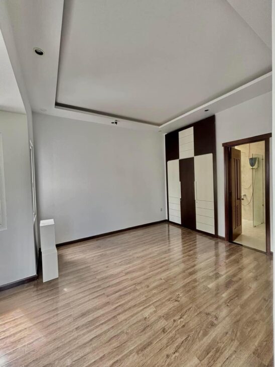 Bán nhà phố mới giá lại tốt hơn thị trường, mặt tiền Nguyễn Hữu Huân – NHA TRANG chỉ 115tr/m2