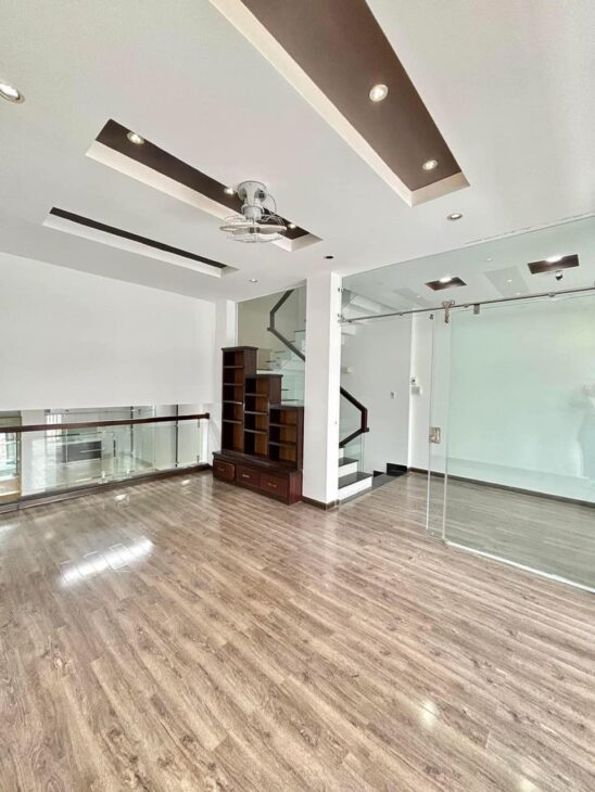 Bán nhà phố mới giá lại tốt hơn thị trường, mặt tiền Nguyễn Hữu Huân – NHA TRANG chỉ 115tr/m2