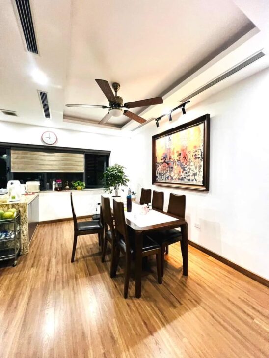 Bán nhà mặt ngõ ôtô KD phố Vĩnh Phúc 70m2 6tầng MT 5.3m 22tỷ Ba Đình