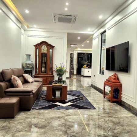 Trích Sài Tây Hồ – 50m * 5 tầng – ở ngay – 10m ô tô dừng đỗ – chỉ 14 tỷ Trích Sài Tây Hồ – 50m * 5 tầng – ở ngay – 10m ô tô dừng đỗ – chỉ 14 tỷ