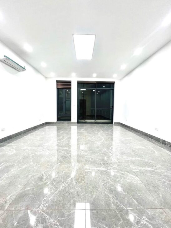 Bán nhà mặt ngõ ôtô KD phố Vĩnh Phúc 70m2 6tầng MT 5.3m 22tỷ Ba Đình