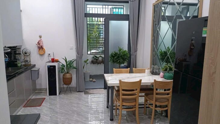 ????NHÀ NHA TRANG 4 TẦNG CÁCH BÃI BIỂN CHỈ 3 PHÚT – HAI MẶT TIỀN ĐƯỜNG TRƯỚC SAU CỰC THOÁNG????