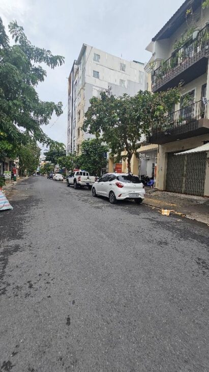 QUẬN 7 MẶT TIỀN ĐƯỜNG 85 TÂN QUY NHÀ 6 TẦNG – MỚI KENG HOÀN CÔNG ĐỦ
