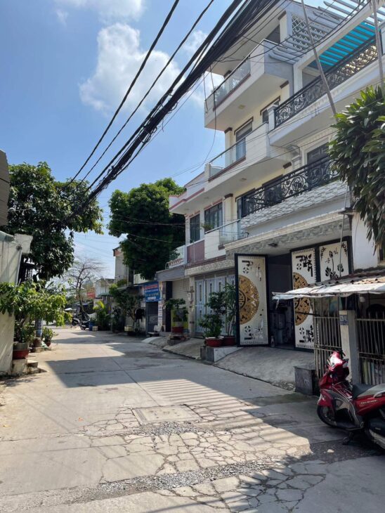 Nhà Hẻm Thông 7M – 4Tầng – Sát Mặt Tiền – Khu Vip Hiệp Thành Cty Chỉ 4,95 Tỷ.